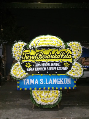 Papan Bunga Duka di Marang